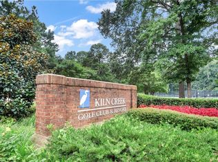 782 Windbrook Cir APT 303, Newport News, VA 23602