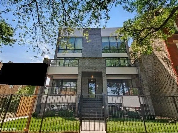 520 N Oakley Ave #1S, Chicago, IL 60622