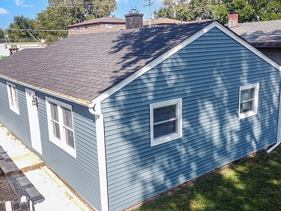 3rd image of 14034 S Saginaw Ave