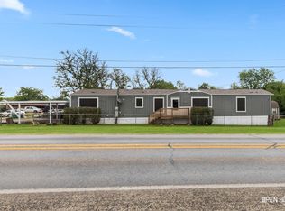 311 W Crystal St, Iowa Park, TX 76367