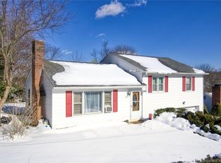 94 Media Ave, Waterbury, CT 06708