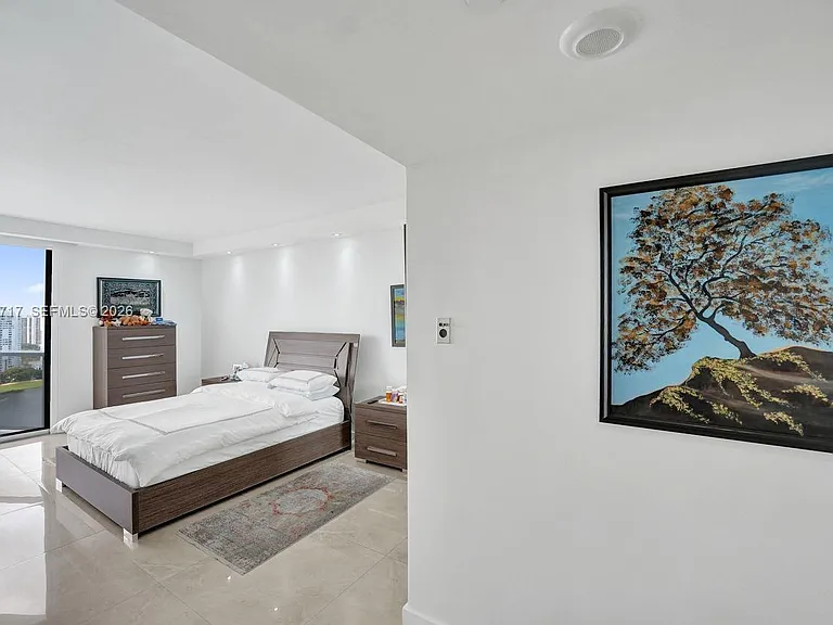 20281 E Country Club Dr #2209 — Photo 40