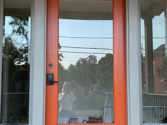 3rd image of 1608 Dexter Ave #1