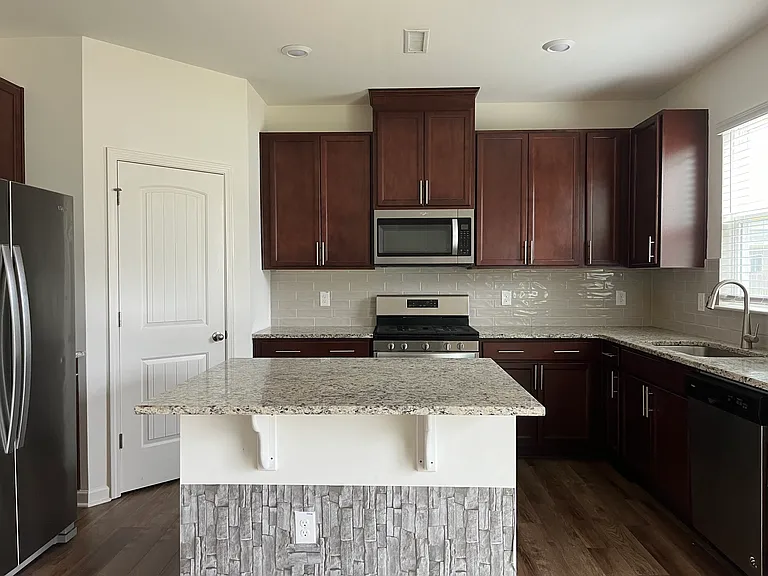 342 Summer Ranch Dr — Photo 9