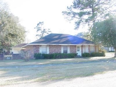425 W Augusta Ave, Gonzales, LA, 70737