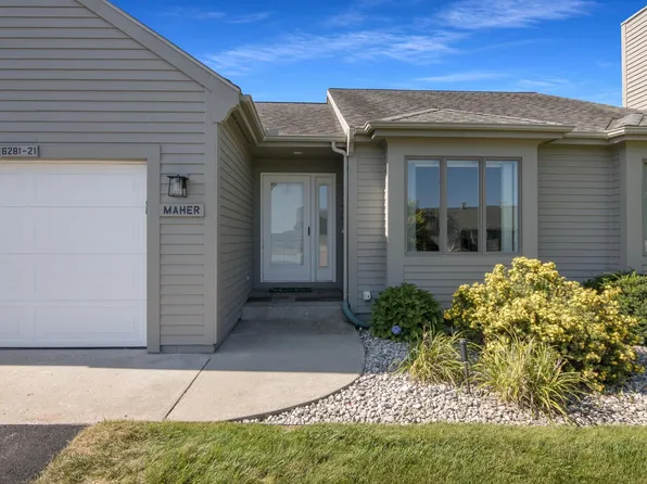 6281 Ridge Dr Unit 21, Benzonia, MI 49616