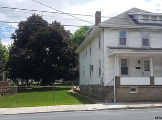 145 E King St, Littlestown, PA 17340