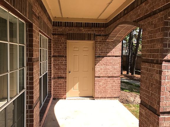 2nd image of 2815 Kings Crossing Dr APT 114