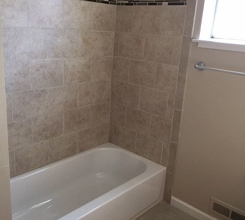 5th image of 630 S El Camino Real APT 1