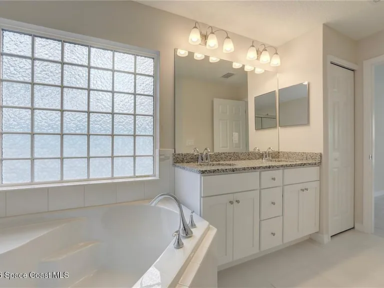 426 Lanfair Ave — Photo 23