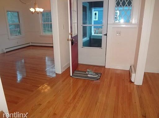 3rd image of 58 Bancroft Park