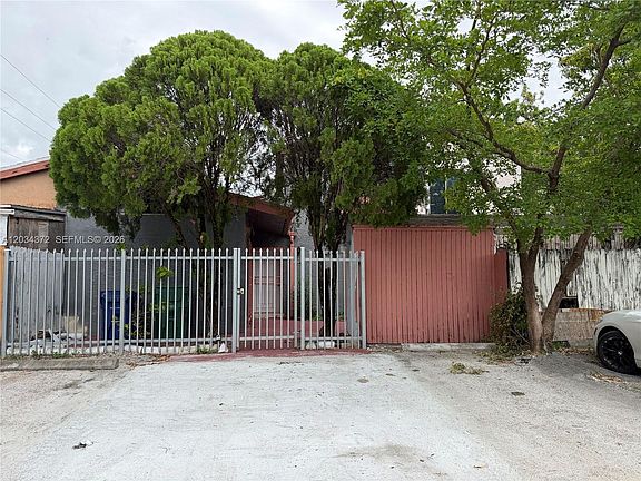 3rd image of 4634 NW 185th St #4634