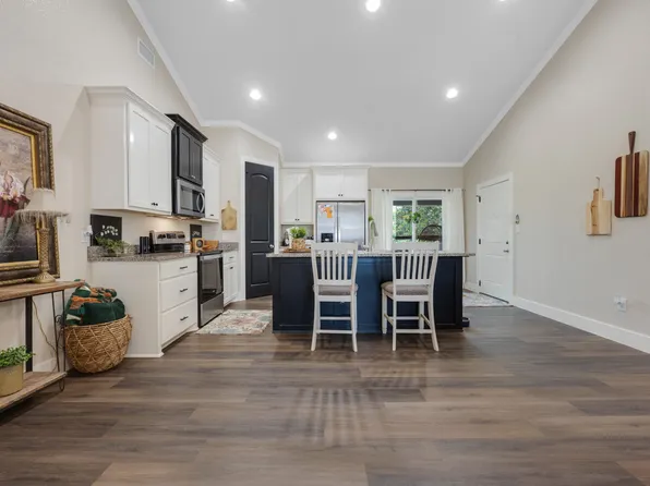 Cooper Ridge Luxury Apartment Homes