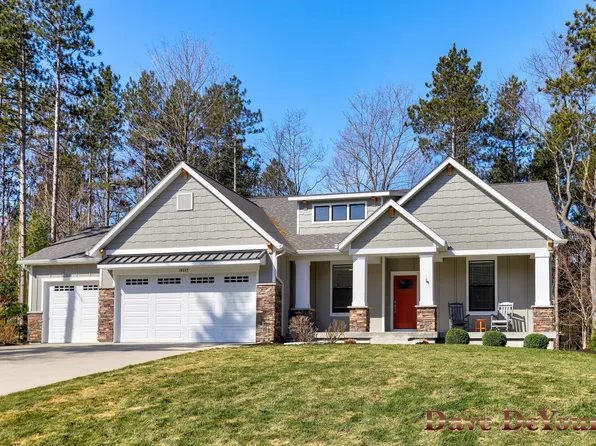 10287 Shannons Way, West Olive, MI 49460