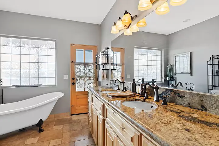 59494 Campanula St — Photo 11