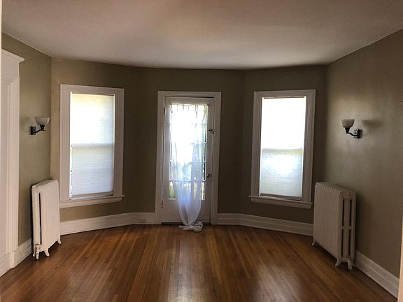 4th image of 486 Linwood Ave Floor 1