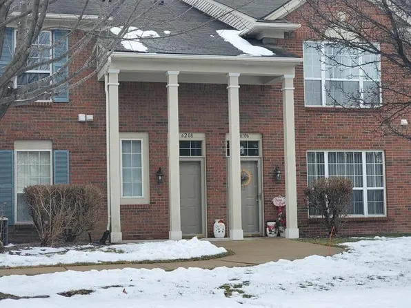 6208 Chesapeake Cir #71, Walled Lake, MI 48390
