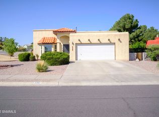 2001 Wagonmound Trl, Las Cruces, NM 88012