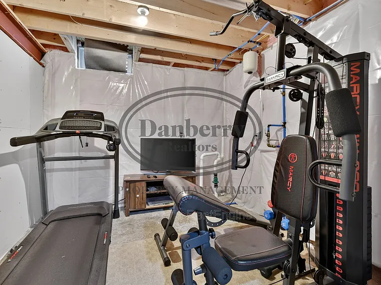24989 Reddington Ct — Photo 40