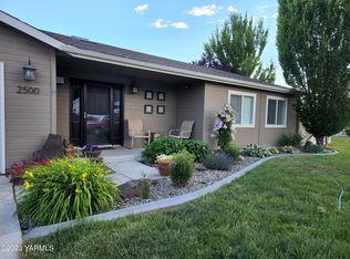 2500 S 78th Ave, Yakima, WA 98903