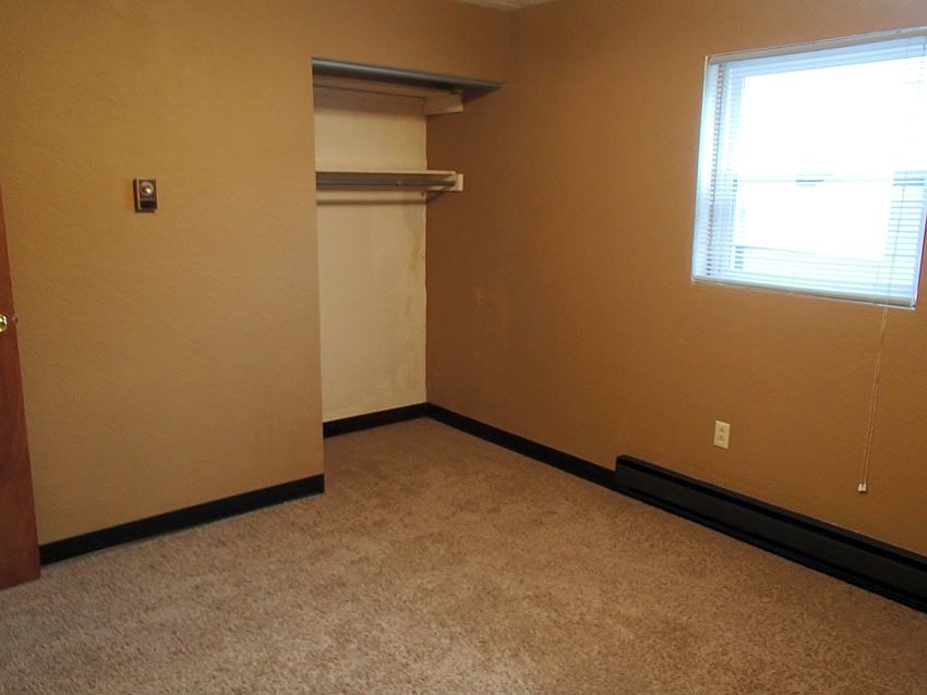 1st image of 103 N Clark St APT 202