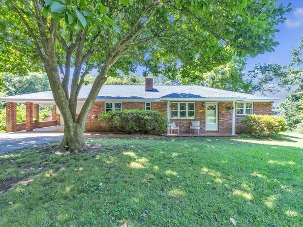 154 Skyuka St, Spartanburg, SC 29307