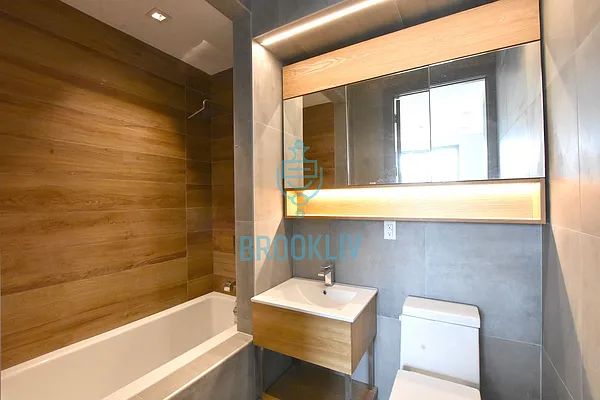 Rented by null | media 62