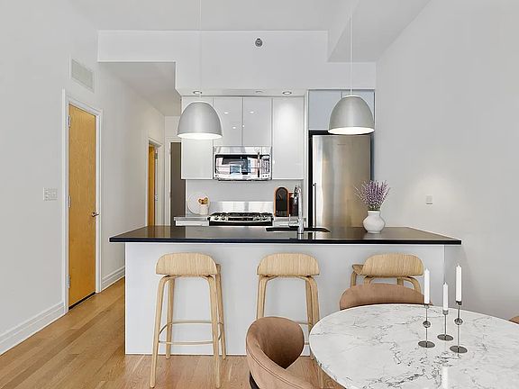 2nd image of 30 Washington St #6I