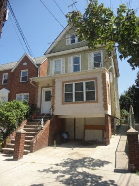 1st image of 3927 56th St
