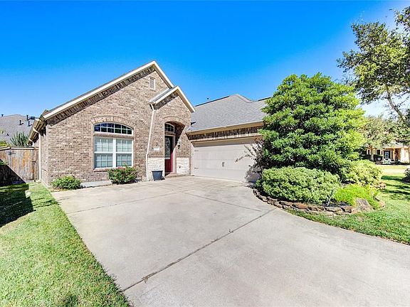 2nd image of 28102 Indigo Creek Ct
