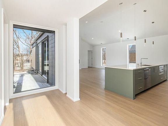 2nd image of 1170 Harmony Ln