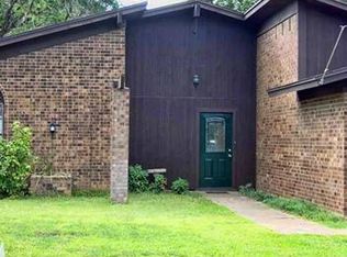 812 Center St, Lockhart, TX 78644