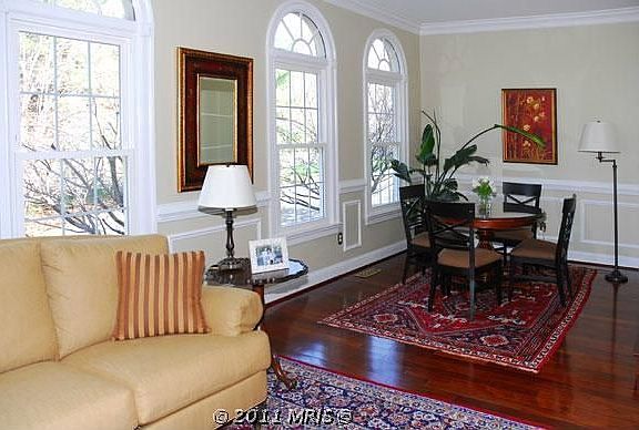 4th image of 2812 Thaxton Ln