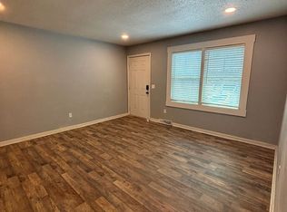 111 Margaret St #5, Pickens, SC 29671