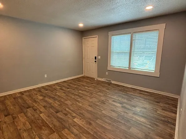 Margaret Street, 111 Margaret St #5, Pickens, SC 29671