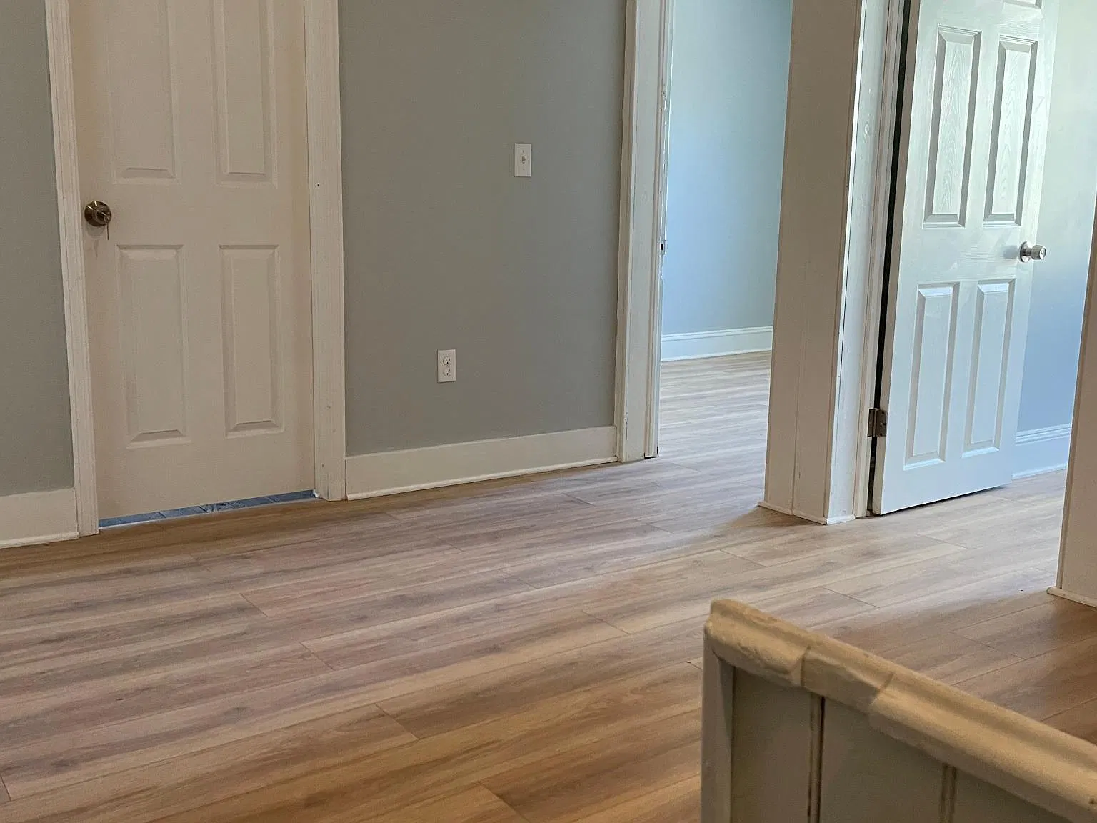3 bed, 1200 sqft, $2,100 — Photo 2
