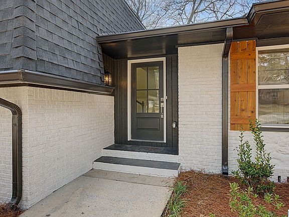 4th image of 2874 Wisteria Dr