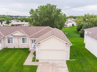 4840 S 77th St, Lincoln, NE 68516