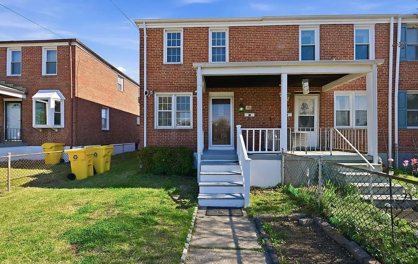 3 bed, 1408 sqft, $2,600 — Photo 1