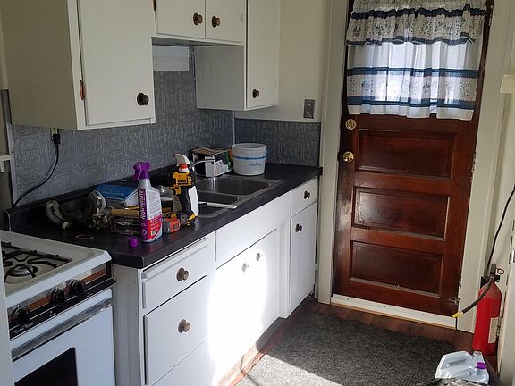 3rd image of 1724 Malvern St #2