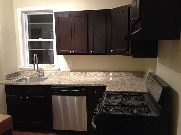 5th image of 3609 W Diversey Ave #1