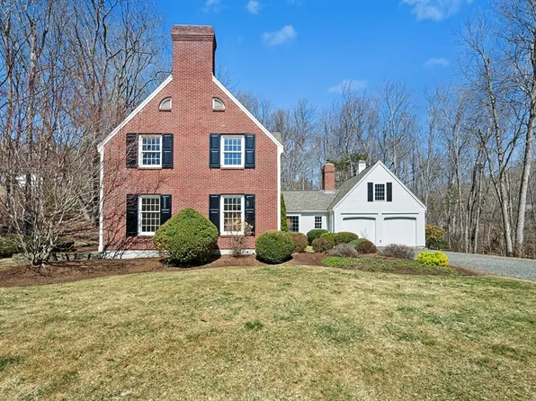 4 Black Hill Rd, Paxton, MA 01612