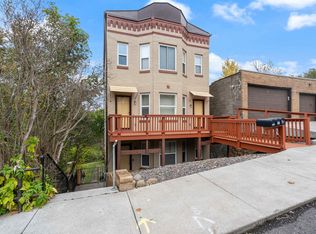 516 W 5th St #1, Duluth, MN 55806