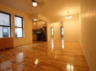 323 W 83rd St, New York, NY 10024