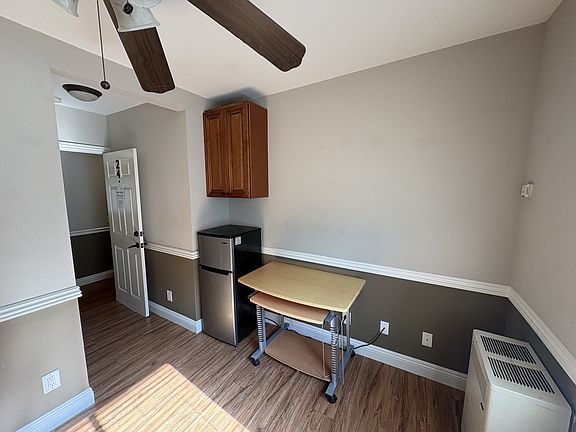2nd image of 165 Chestnut St Room 24