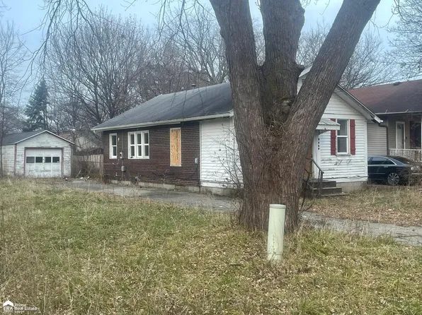 2469 Baldwin St, Saginaw, MI 48601