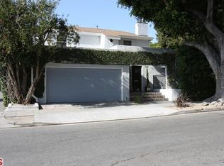 8467 Willoughby Ave, Los Angeles, CA 90069