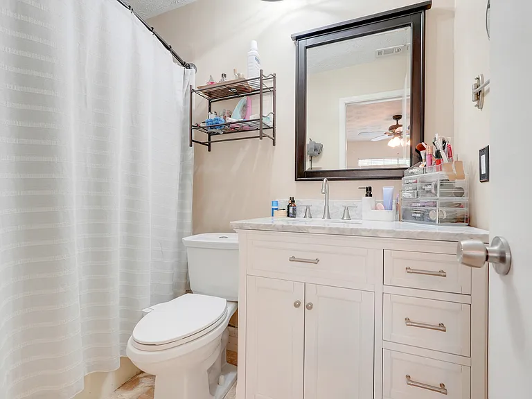 5323 Hansel Ave #E14 — Photo 11
