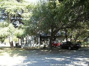 4th image of 400 E White