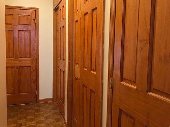 5th image of 192 Underhill Ave #2